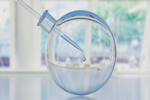 N-(tert-Butoxycarbonyl) -4-Piperidone.png